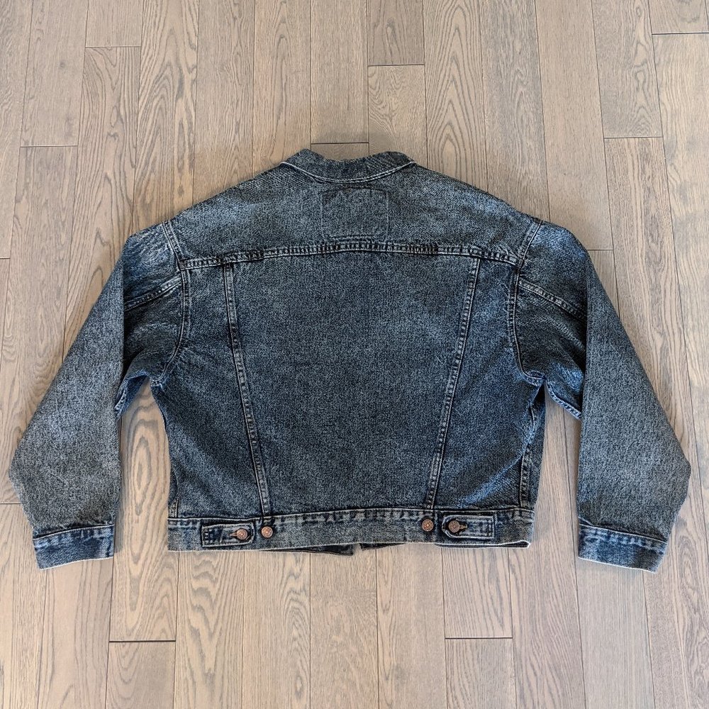 Vintage Levi's Jean Jacket - Picture 2 of 8